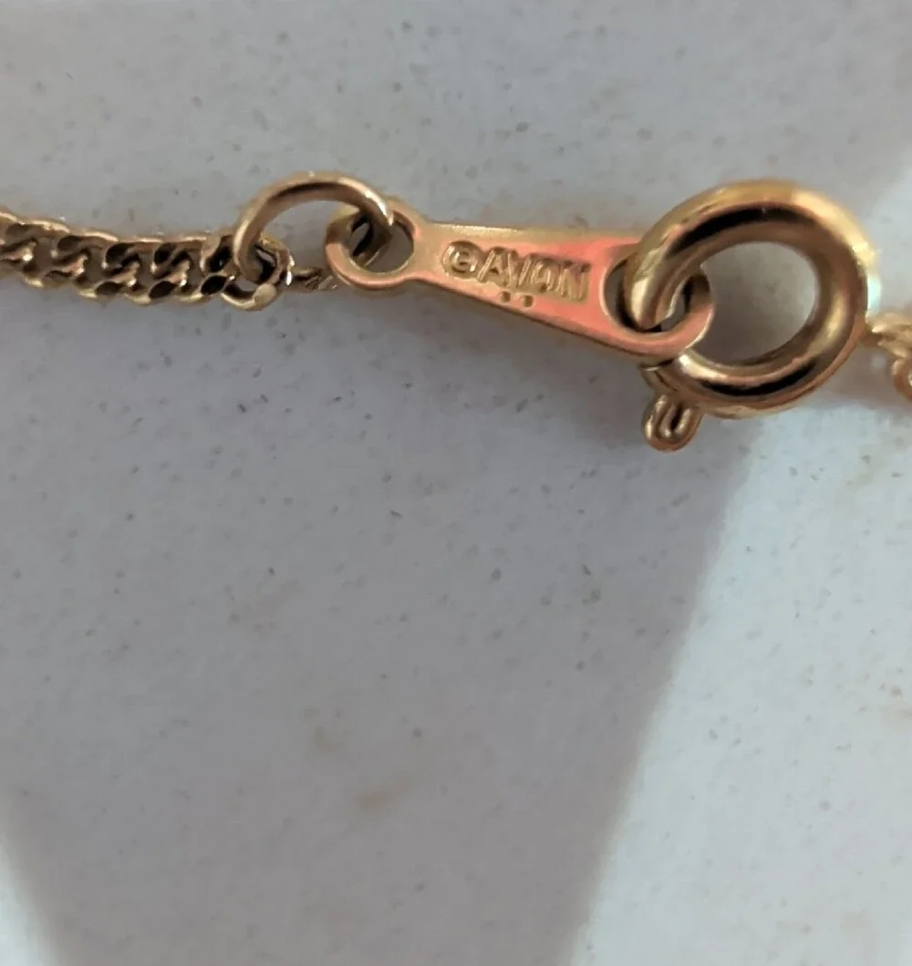 Avon delicate gold